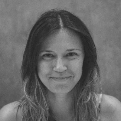 Retrato de Mariana Gutheil · NoOne