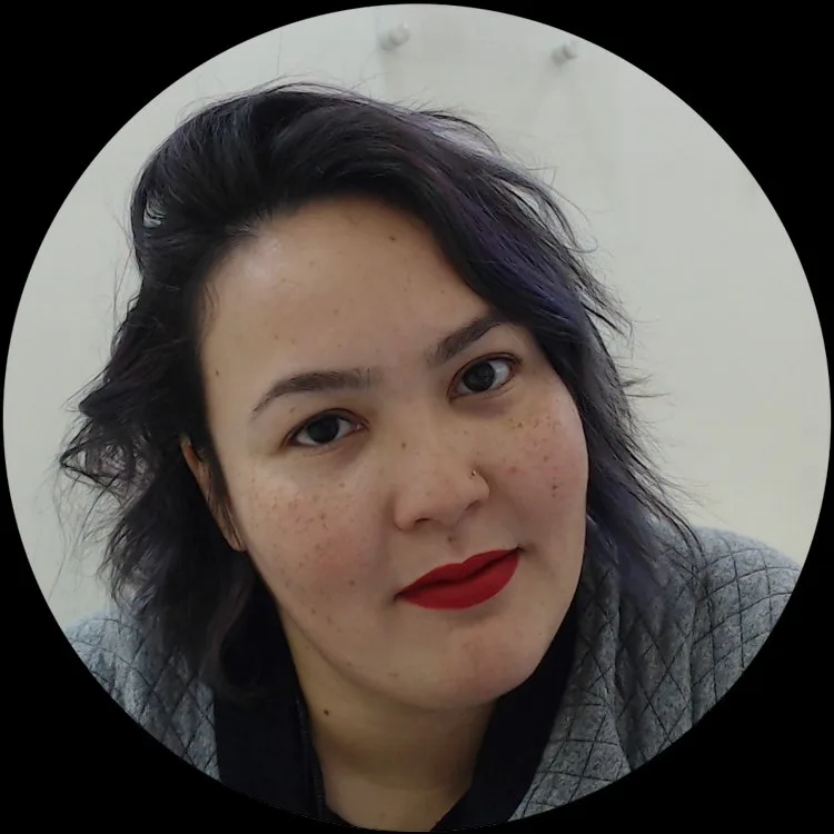 Retrato de Adriane Quintas · Mega Sistemas